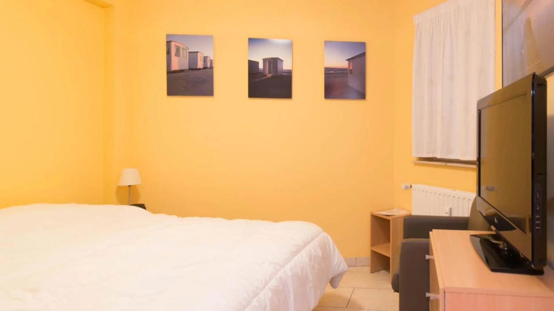 Pretty Apartment With Balcony Ostend